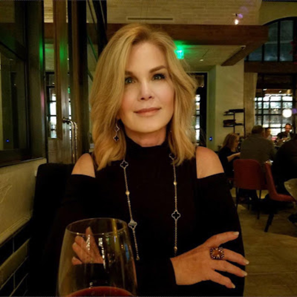 Meet your Posher, Cyndie